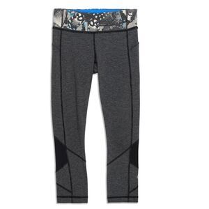Lululemon Pace Rival Crop in Size 6